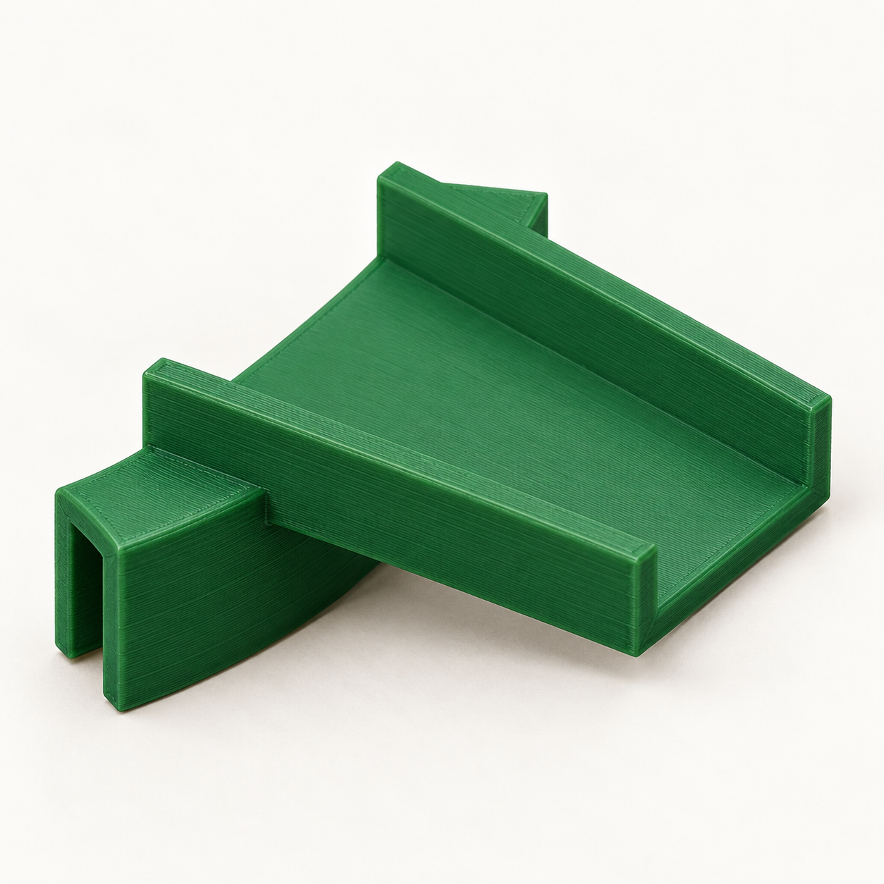 Bec verseur pour pot de peinture sur mesure – vert. Visualisation IA des dimensions par défaut.