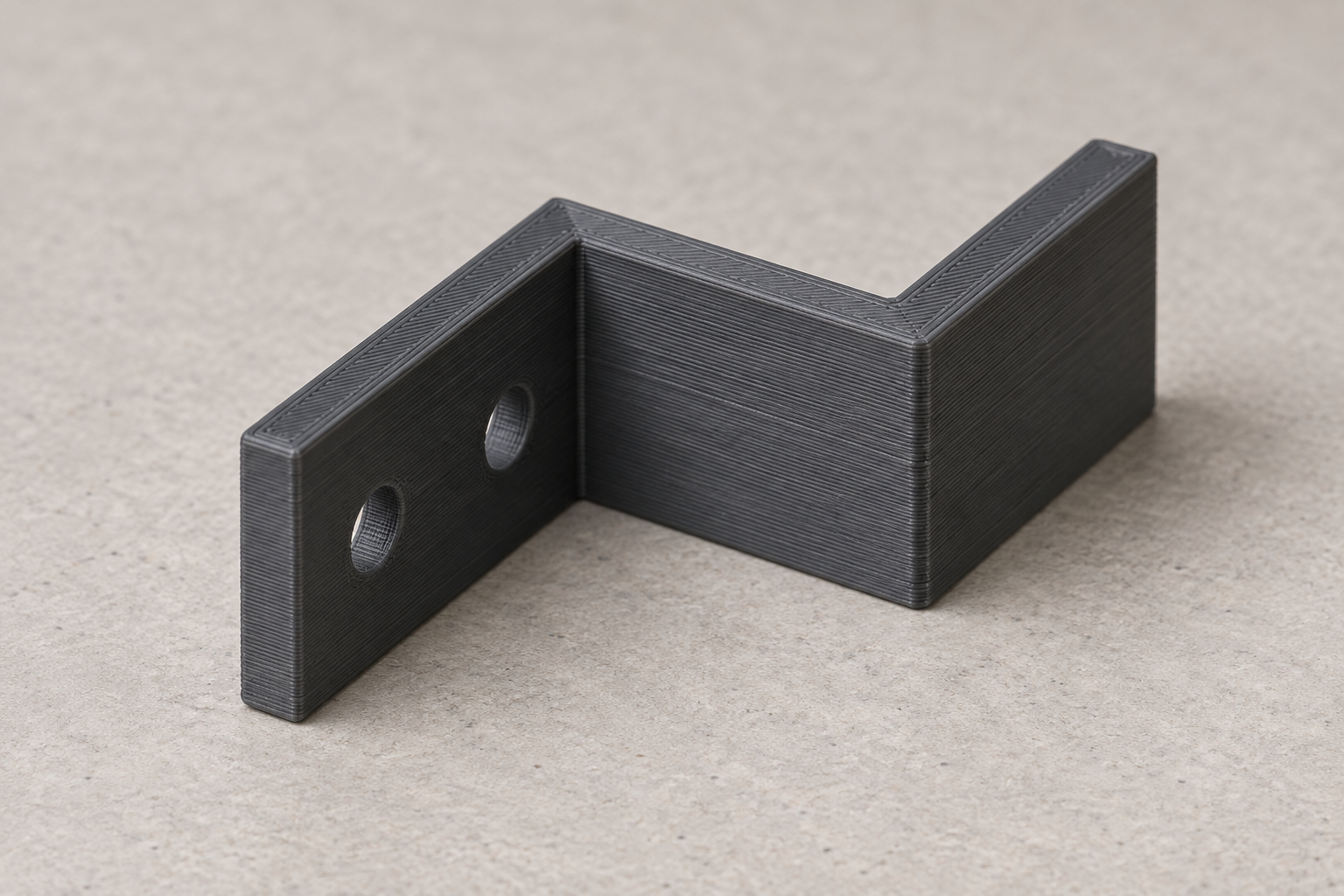 Custom offset fixing bracket for insect screens