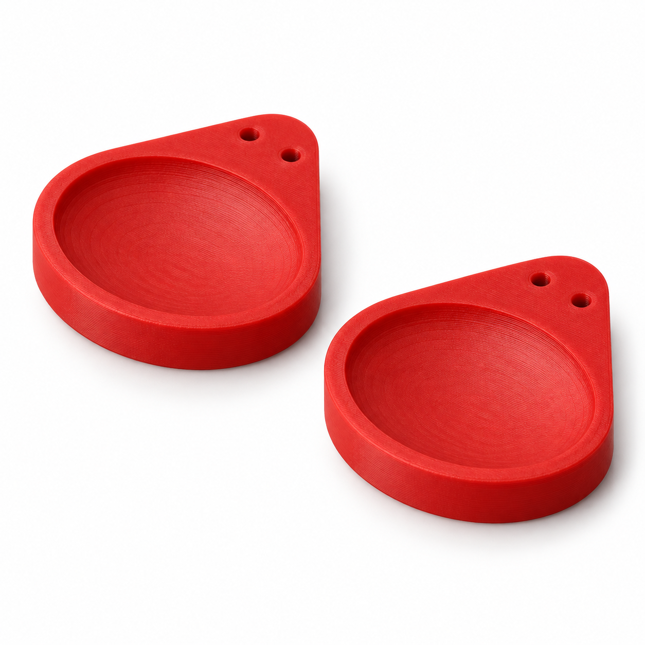 Par de conchas de castañuelas con dos orificios para cordón – rojo. Visualización de IA de las medidas predeterminadas.