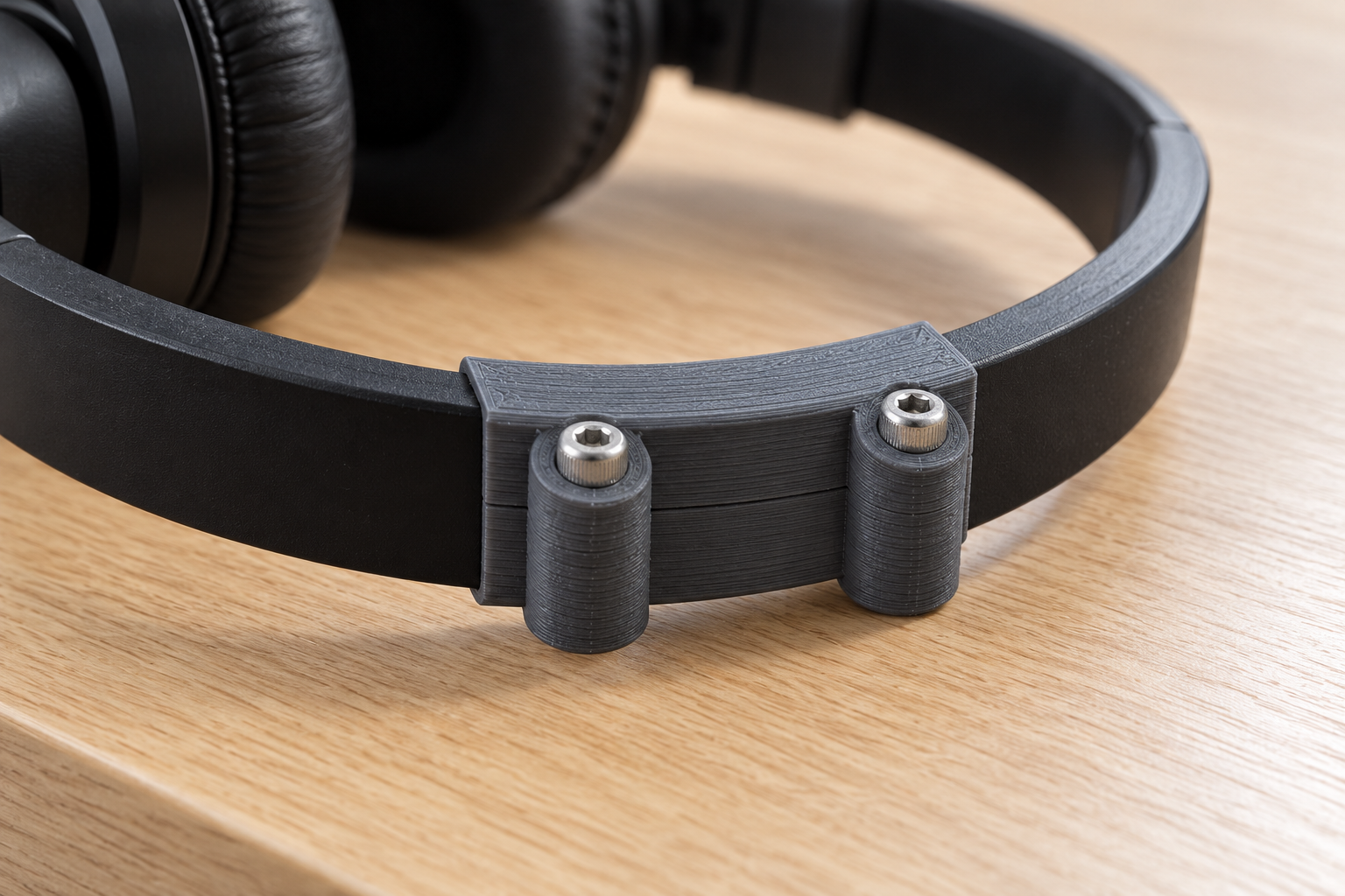 Custom curved repair clamp for rectangular headphone bands
