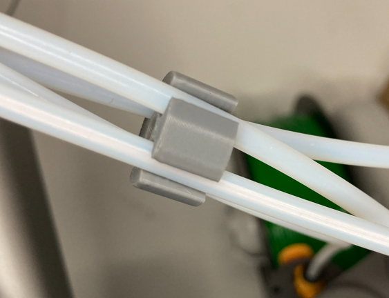 Support radial sur mesure pour câbles et tubes