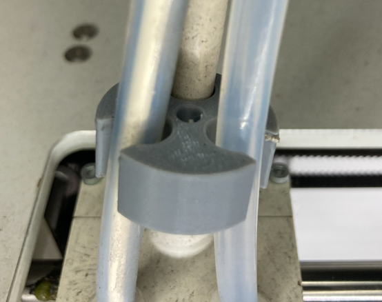 Support radial sur mesure pour câbles et tubes