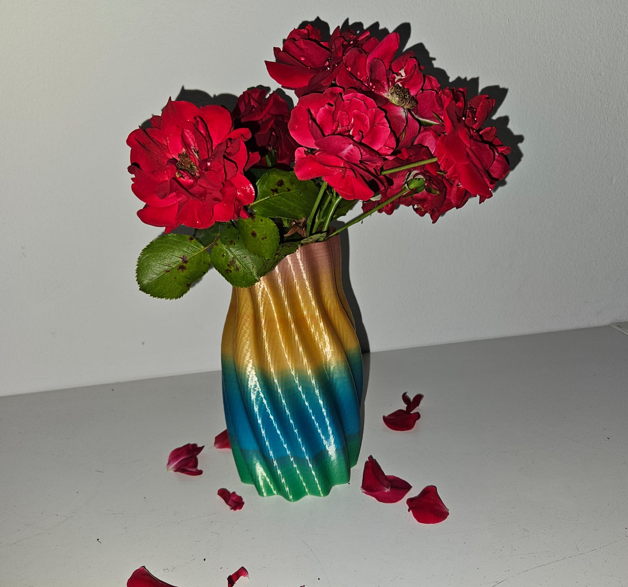Vase ondulé personnalisé – Créez votre vase