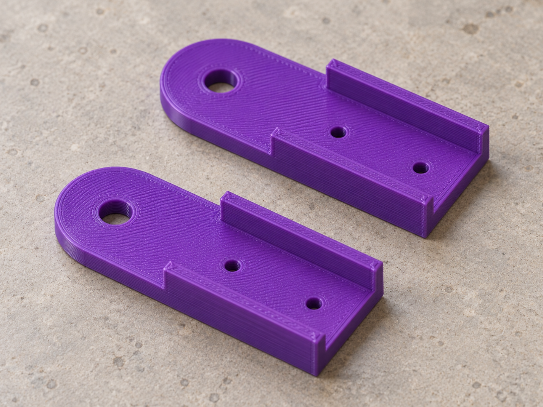 Custom stair template strip pivot joint