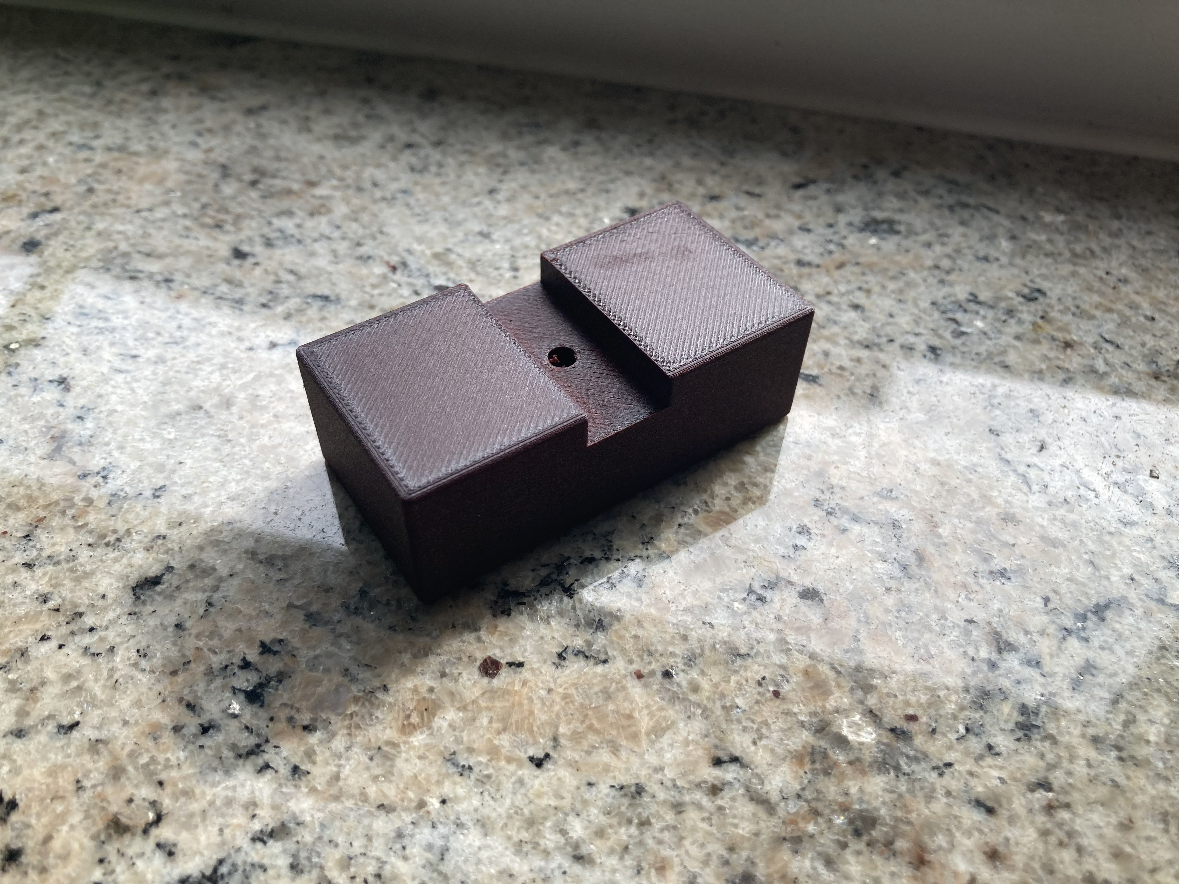Flexible mounting block